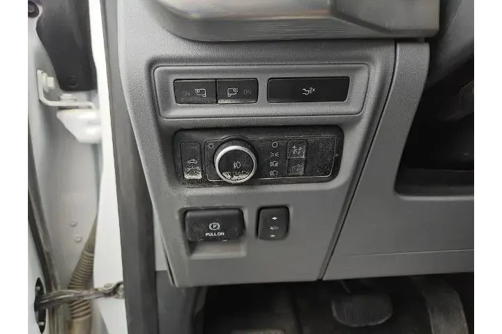 $39852 : Ford F-150 2023 4x4 XL 4dr S image 8