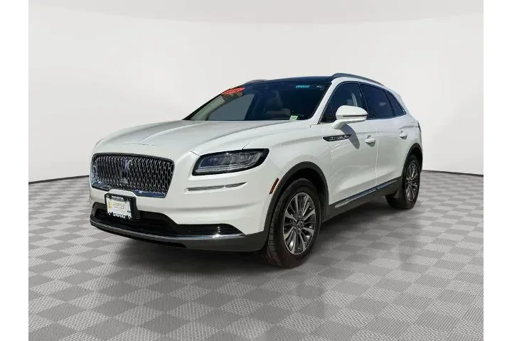 $32560 : Lincoln Nautilus 2022 AWD Re image 3