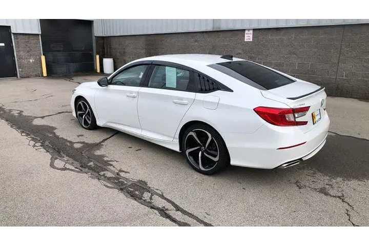$23776 : Honda Accord 2022 Sport 4dr image 3