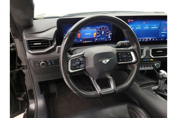 $27998 : Ford Mustang 2024 EcoBoost 2 image 10