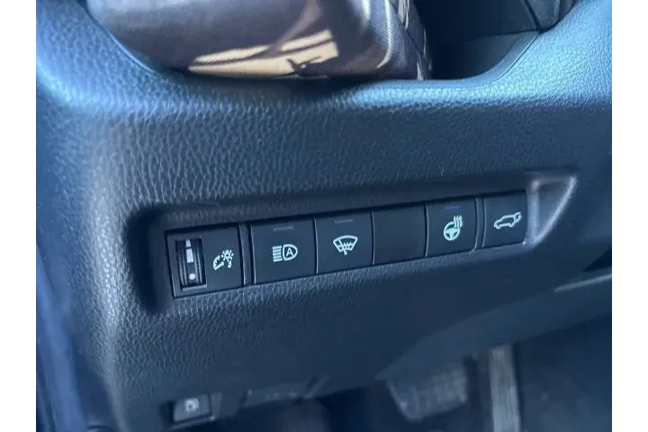 $30495 : Toyota RAV4 Hybrid 2021 AWD image 10