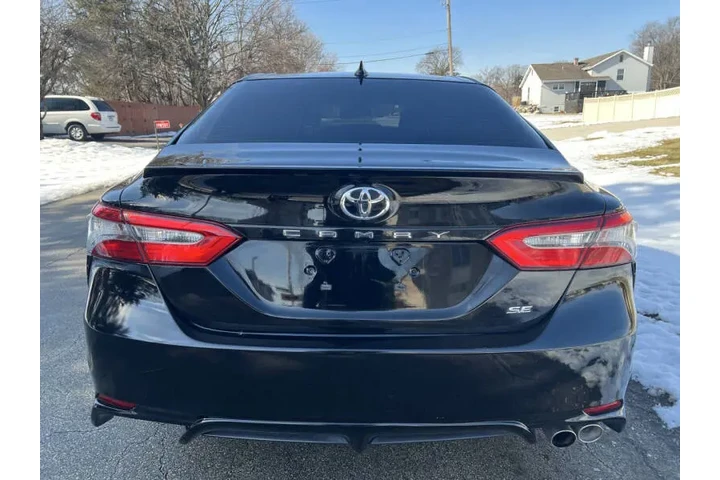 $11997 : 2019 Camry SE image 7