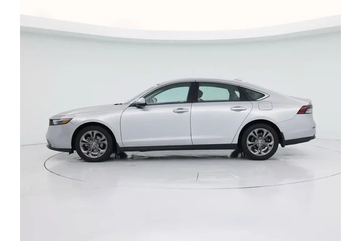 $27998 : Honda Accord 2024 EX 4dr Sed image 3