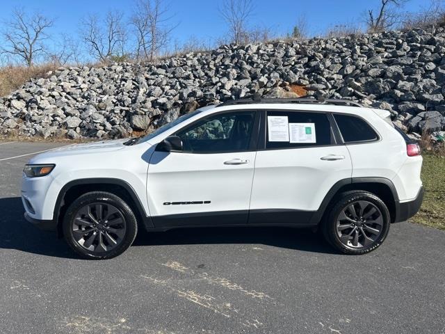 $22000 : CERTIFIED PRE-OWNED 2021 JEEP image 4