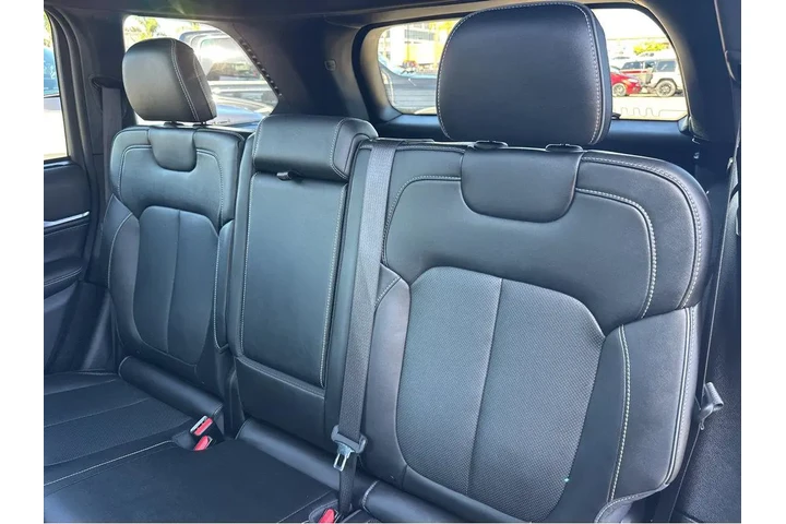 $34997 : 2023 Grand Cherokee 4xe Overl image 10