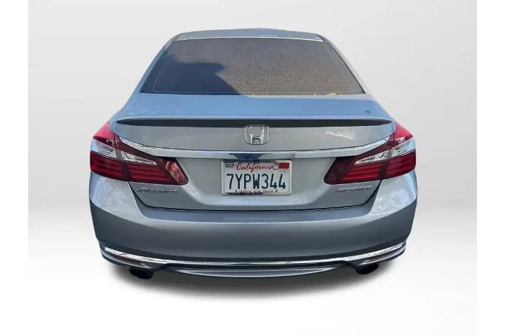 $16938 : Honda Accord 2017 Sport 4dr image 4