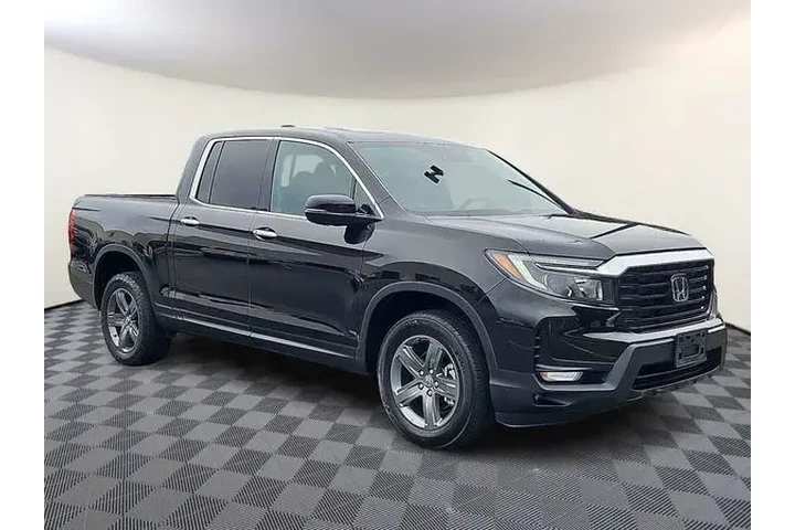 2022 Honda Ridgeline image 4