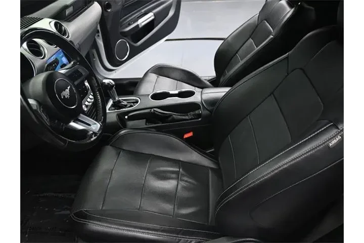 $32189 : Ford Mustang 2022 GT 2dr Fas image 6