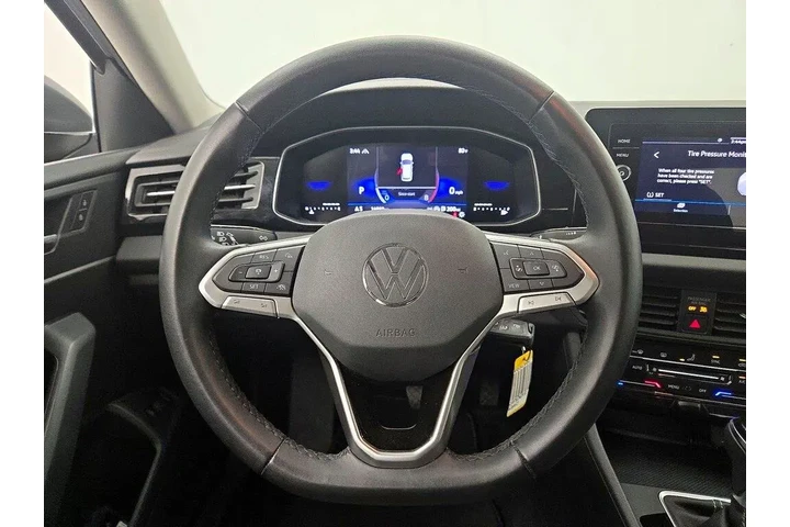 $20998 : Volkswagen Jetta 2025 S 4dr image 10