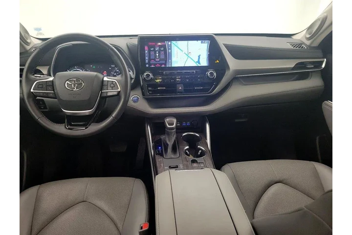 $39998 : Toyota Highlander Hybrid 202 image 9
