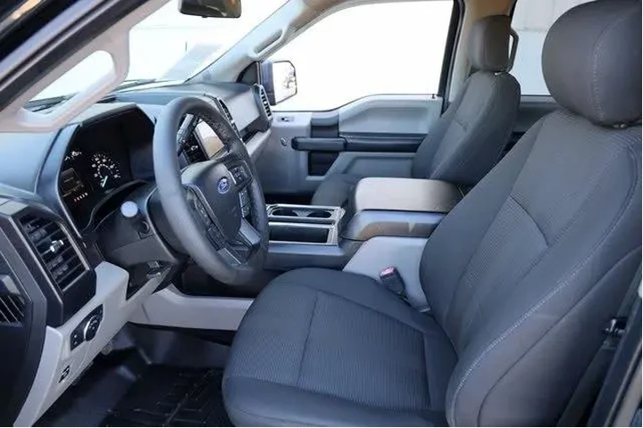 $18388 : Ford F-150 2018 4x2 XL 4dr S image 10