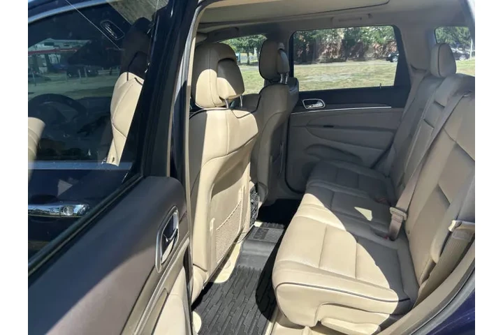 $17995 : 2014 Grand Cherokee Overland image 8