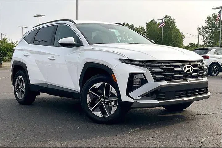 $31312 : Hyundai TUCSON 2025 AWD SEL image 1