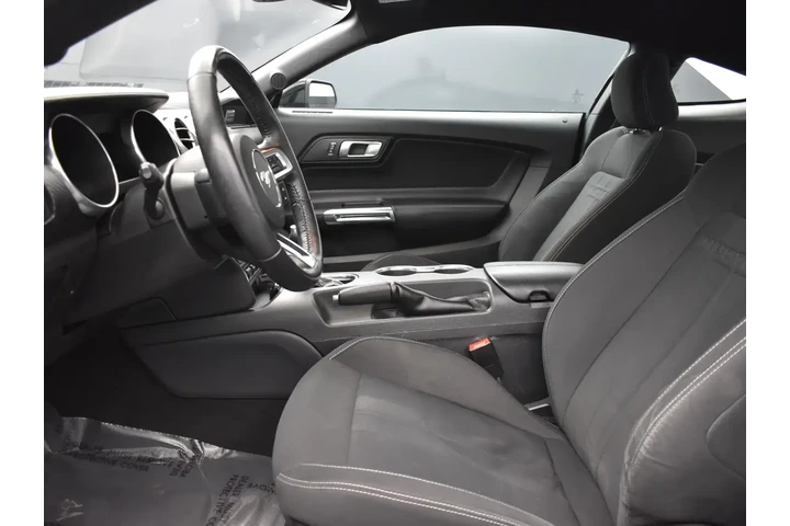 $19926 : Ford Mustang 2022 EcoBoost 2 image 8