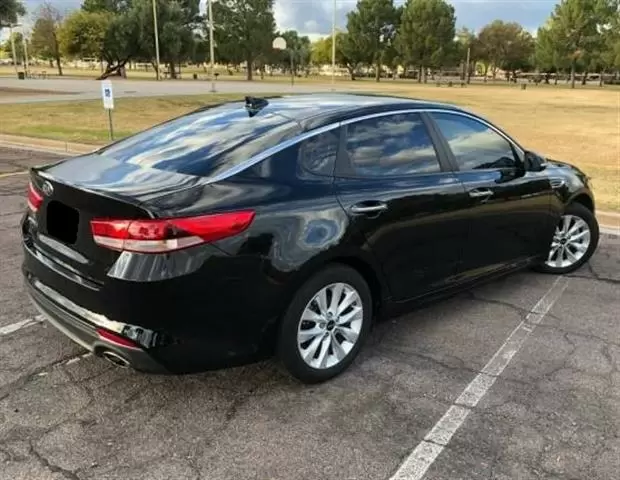 $6500 : 2016 Kia Optima LX image 3