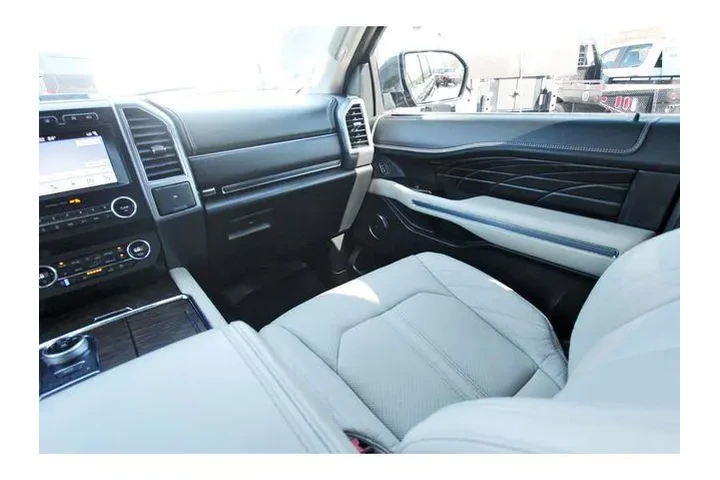 $32949 : Ford Expedition 2019 4x2 Pla image 9