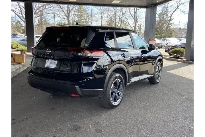$19222 : Nissan Rogue 2025 AWD SV 4dr image 5