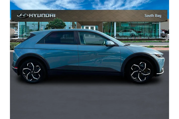 $25399 : Hyundai IONIQ 5 2024 SEL 4dr image 9