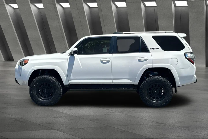 $35000 : Toyota 4Runner 2016 4x4 TRD image 10