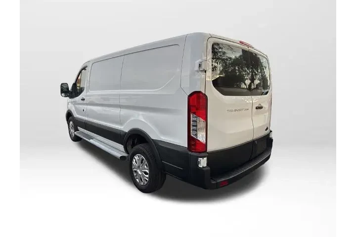 $32000 : Ford Transit 2023 250 3dr SW image 5