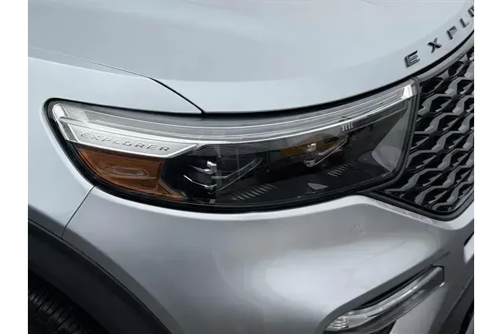 $39995 : Ford Explorer 2022 AWD ST 4d image 5