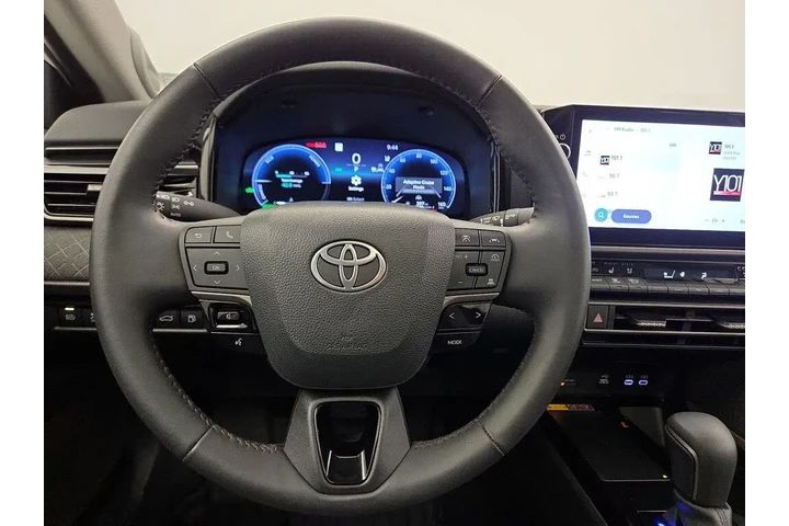 $36998 : Toyota Camry 2025 AWD XLE 4d image 10
