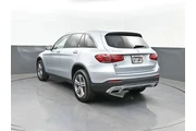 $23124 : Mercedes-Benz GLC 2022 AWD G thumbnail