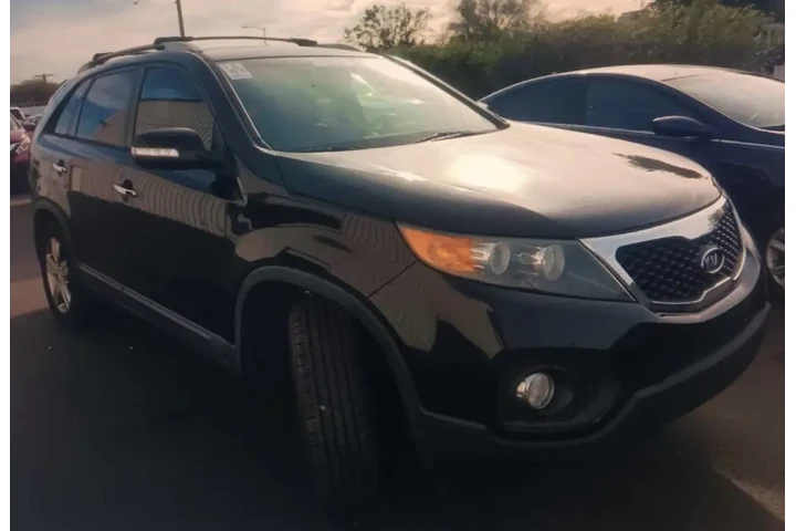 $8495 : 2013 Sorento image 2