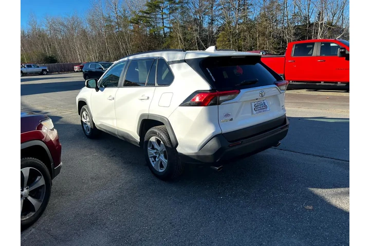 $23900 : Toyota RAV4 2020 AWD XLE 4dr image 9