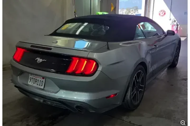 $20950 : Ford Mustang 2022 EcoBoost P image 4