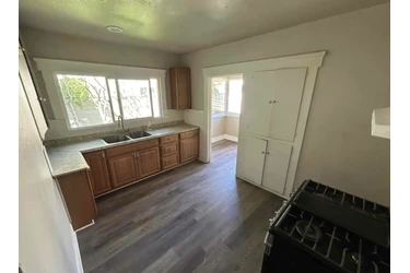 BACK HOUSE DISPONIBLE HOY! en Orange County