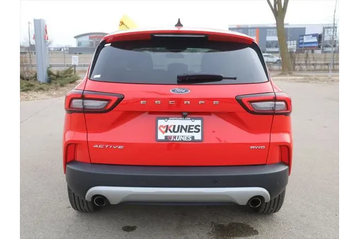 $20677 : Ford Escape 2024 AWD Active image 7
