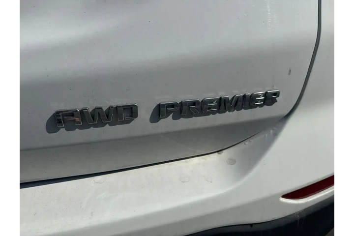 $23995 : Chevrolet Equinox 2022 4x4 P image 9