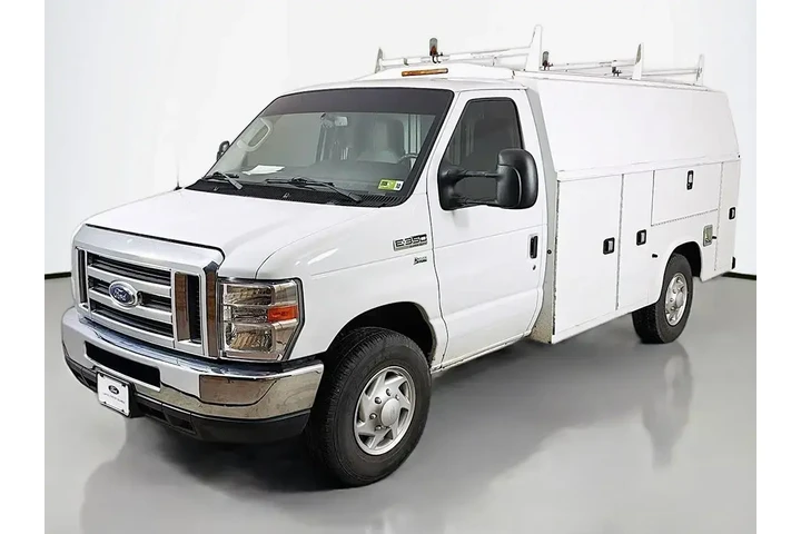 $19745 : Ford E-Series 2017 E-350 SD image 3