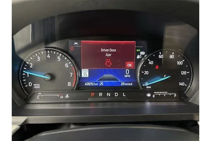 $28500 : Ford Explorer 2022 AWD XLT 4 image 7