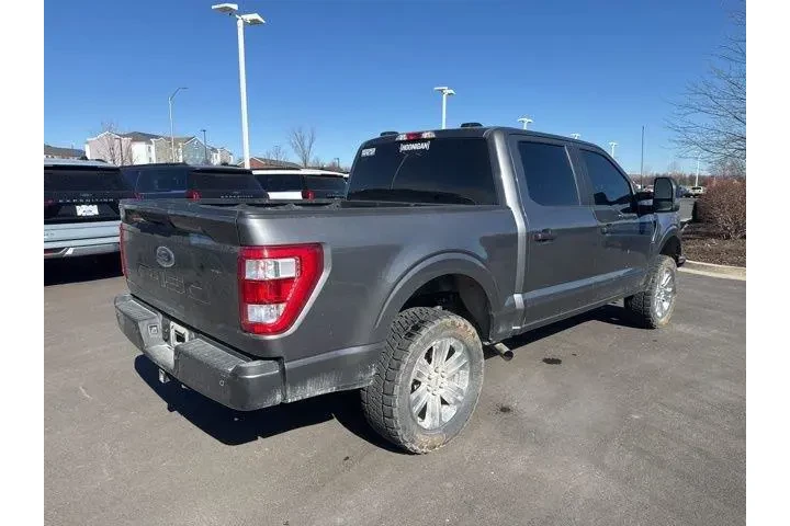 $39000 : Ford F-150 2023 4x4 XL 4dr S image 7