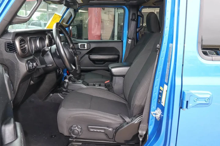 $27988 : 2020 Gladiator Sport S 4x4 image 7