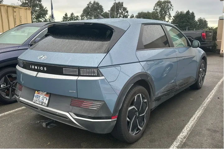 $25990 : Hyundai IONIQ 5 2024 AWD SEL image 3