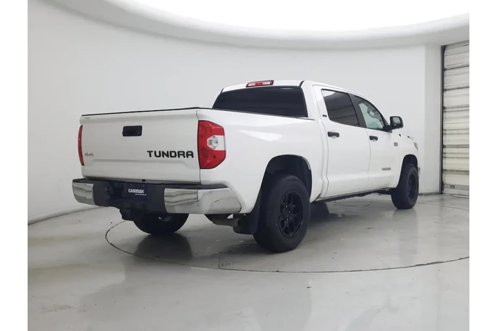 $34998 : Toyota Tundra 2018 4x4 SR5 4 image 8