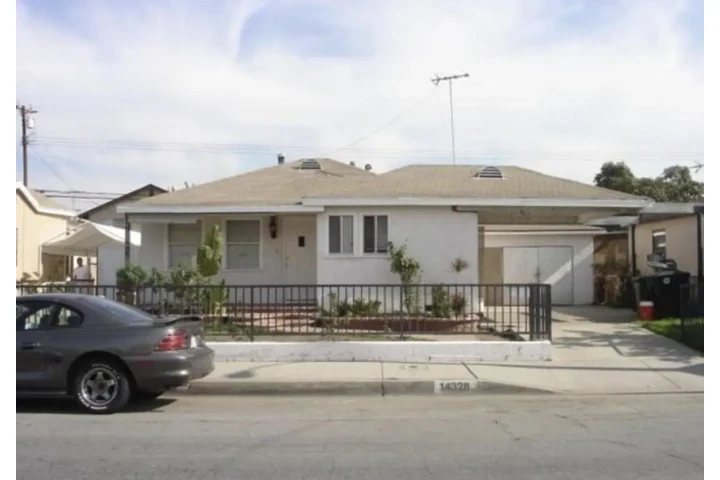 $2200 : Alquiler Dpto en Norwalk- L.A image 1