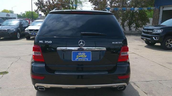 $11999 : 2010 Mercedes-Benz M-Class ML image 7