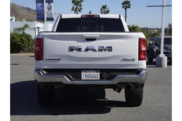 $37564 : Ram 1500 2025 4x4 Laramie 4d image 5