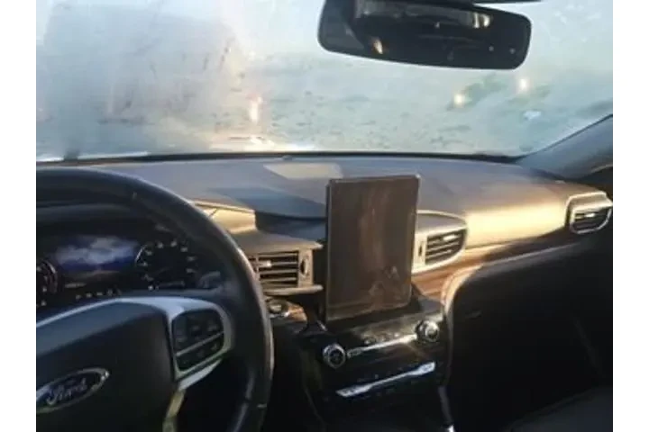 $38955 : Ford Explorer 2023 AWD Limit image 7