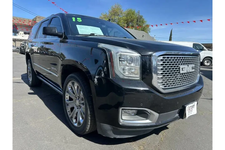 2015 GMC Yukon Denali image 3