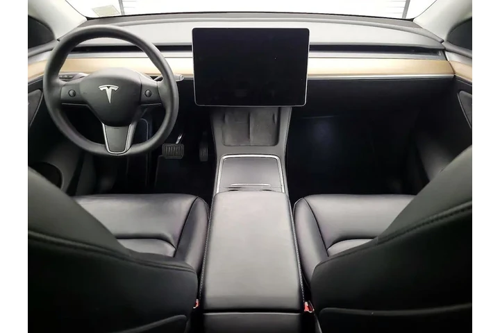 $32998 : Tesla Model Y 2023 AWD Long image 9