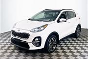 $19985 : PRE-OWNED 2020 KIA SPORTAGE EX thumbnail