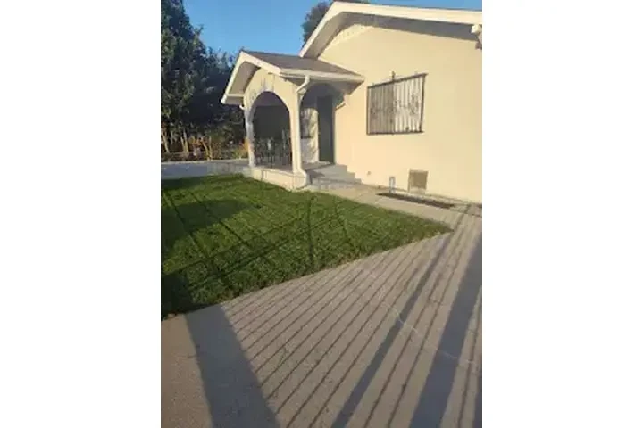 HUNTINGTON PARK RENTO CASA image 5