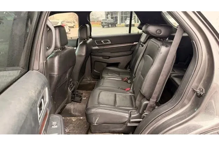 $9300 : Ford Explorer 2016 AWD Limit image 10