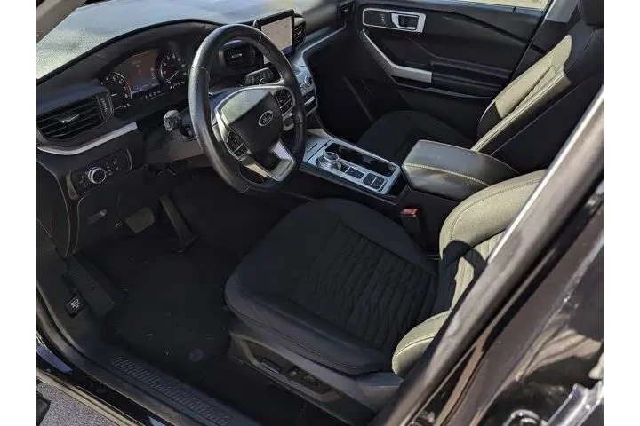 $18999 : Ford Explorer 2020 XLT 4dr S image 9