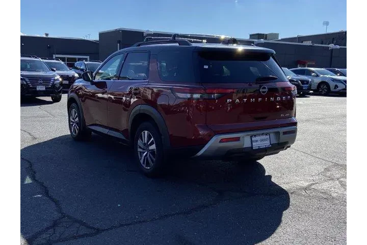 $26995 : Nissan Pathfinder 2023 AWD S image 6